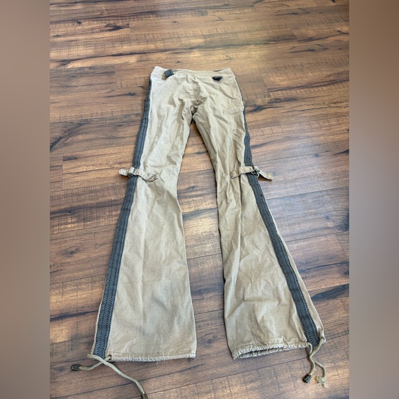 Vanilla Star Low Rise Khaki Pants Size 00 Y2K Cinched Cuffs Buckle - Picture 8 of 8